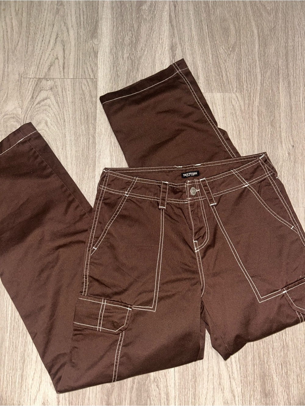 True Religion Women's baggy oversized Cargo Pants fall Brown Size 27 NWOT